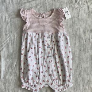 Gap bubble onesie